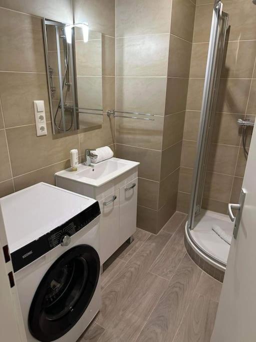 Direkt Bei U1 Apartment
